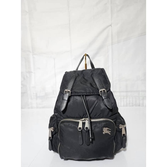 Authentic Burberry Rucksack Aviator Nylon Backpack Black - Picture 1 of 13